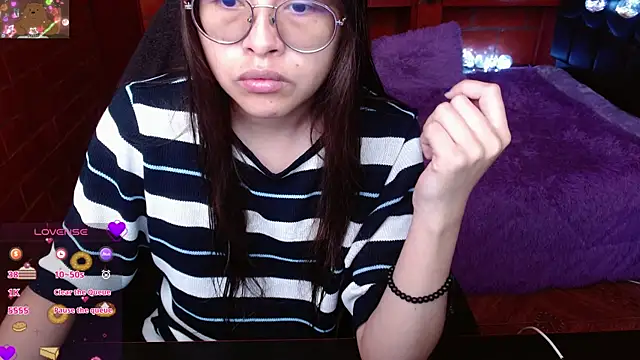 MidoriQuiinn online show from May 27, 4:14 pm