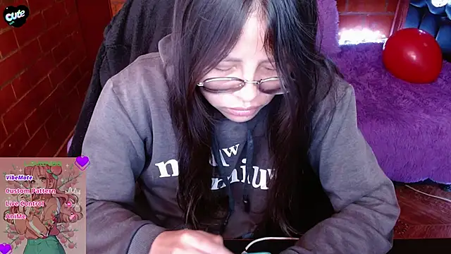 MidoriQuiinn online show from April 11, 2:43 pm