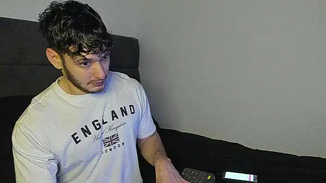 alejandro  2 online show from December 3, 8:30 pm