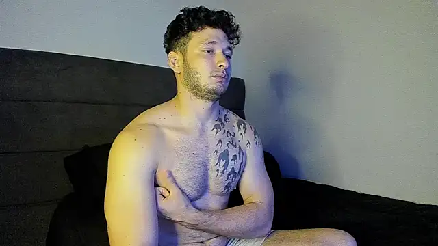 alejandro  2 online show from November 27, 7:25 pm