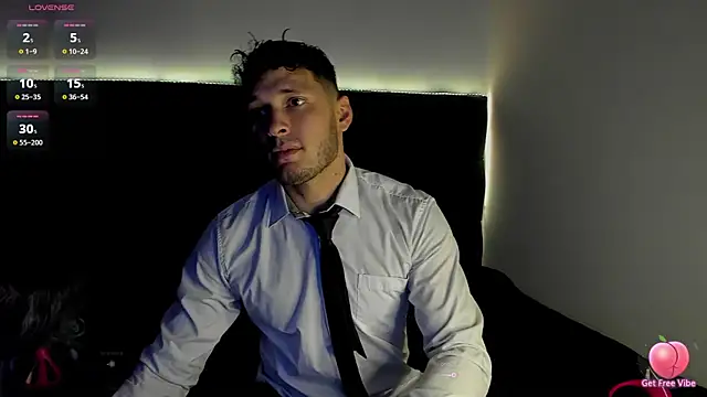 alejandro  2 online show from October 3, 7:48 pm
