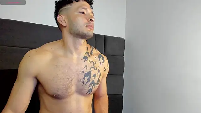 Snapshot of alejandro__2 chatting on June 5, 2:56 pm alejandro 2 online show from June 5, 2:56 pm
