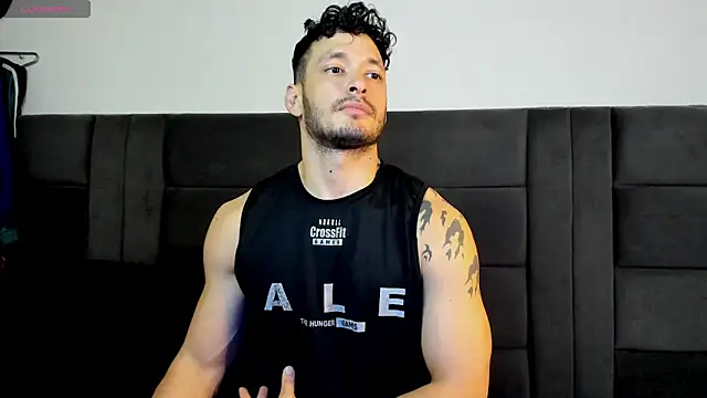 Snapshot of alejandro__2 chatting on May 9, 5:49 pm alejandro 2 online show from May 9, 5:49 pm