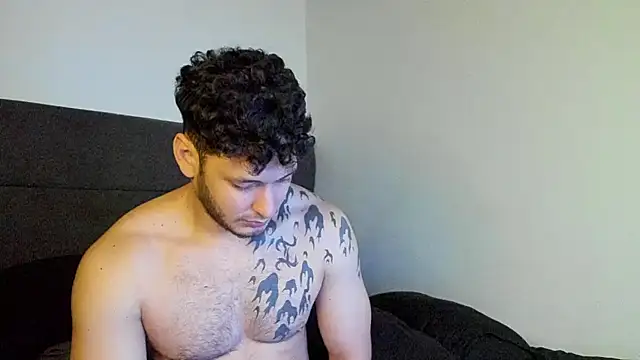 alejandro  2 online show from November 28, 7:58 pm