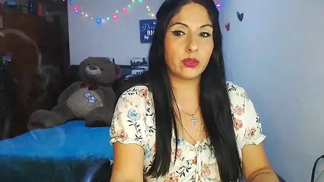 Snapshot of sahtlove1 chatting on November 28, 12:44 am sahtlove1 online show from November 28, 12:44 am