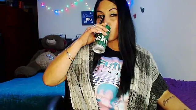 Snapshot of sahtlove1 chatting on December 3, 2:56 am sahtlove1 online show from December 3, 2:56 am