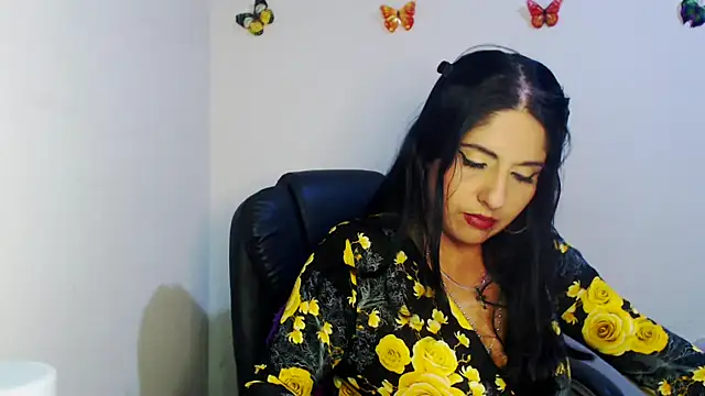 Snapshot of sahtlove1 chatting on October 29, 10:52 pm sahtlove1 online show from October 29, 10:52 pm