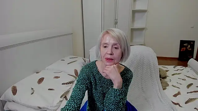 Snapshot of aminalive chatting on October 29, 7:13 pm aminalive online show from October 29, 7:13 pm