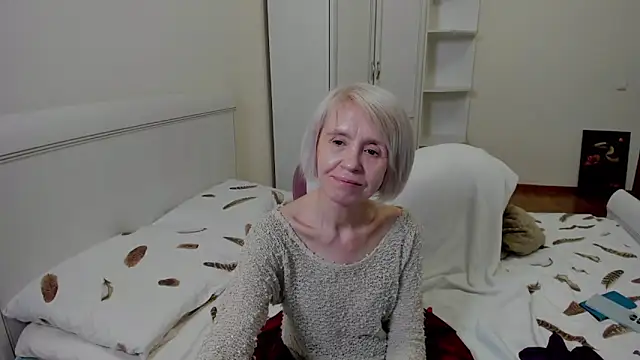 Snapshot of aminalive chatting on October 30, 6:49 pm aminalive online show from October 30, 6:49 pm