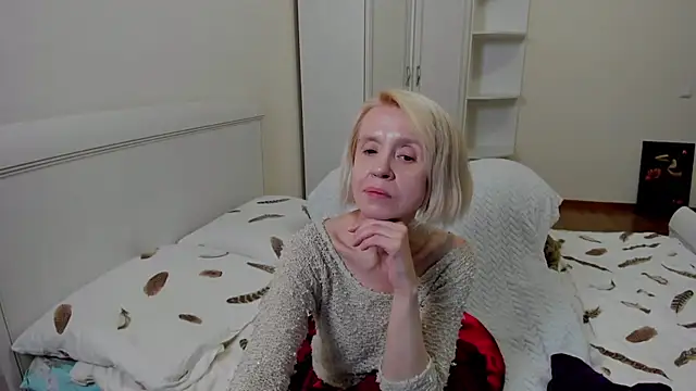 Snapshot of aminalive chatting on October 10, 6:31 pm aminalive online show from October 10, 6:31 pm