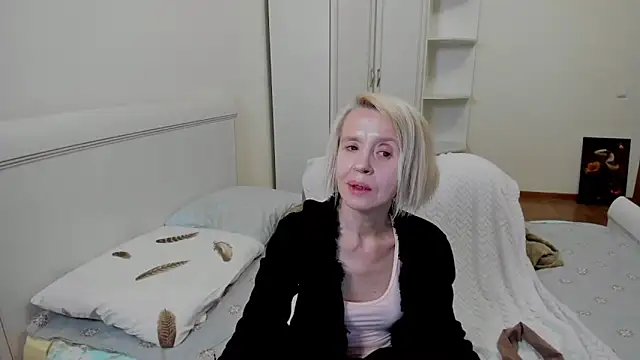 Snapshot of aminalive chatting on November 30, 6:19 pm aminalive online show from November 30, 6:19 pm