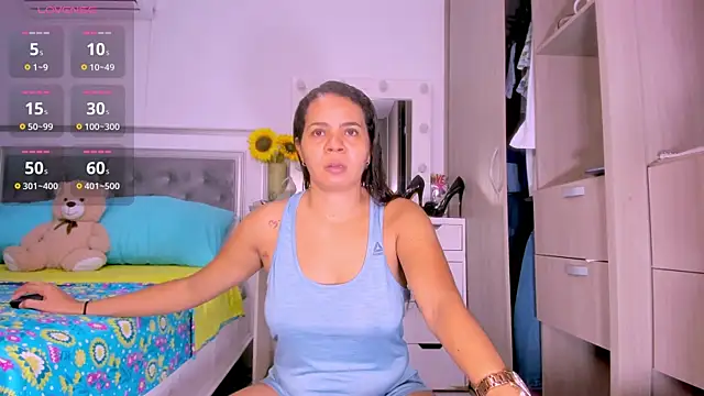 sharonDulce online show from October 31, 1:57 am