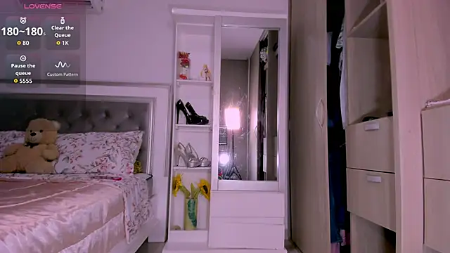 sharonDulce online show from September 11, 1:38 am