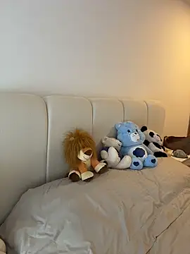 oriana zoeee online show from March 13, 11:32 pm