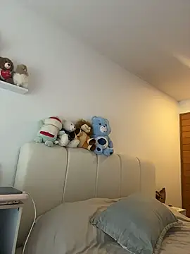 oriana zoeee online show from April 4, 10:16 pm