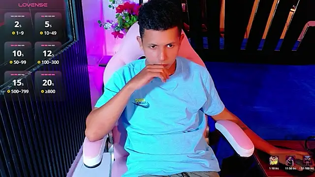 boy bigcock24cm online show from May 7, 4:17 am