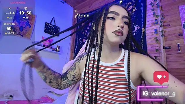 Snapshot of valenor_ chatting on November 24, 2:55 am valenor online show from November 24, 2:55 am