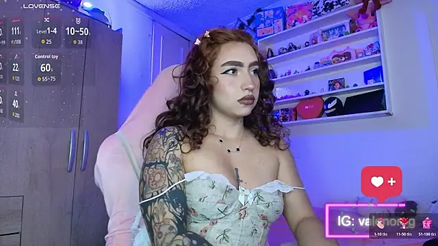 valenor  online show from March 28, 3:07 am