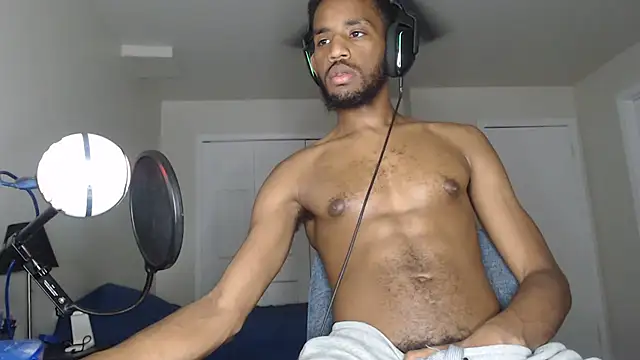 Snapshot of ChrisVacher chatting on November 6, 3:10 am ChrisVacher online show from November 6, 3:10 am