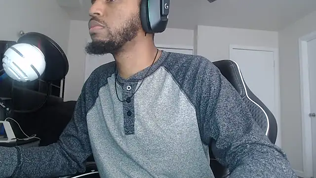 ChrisVacher online show from March 15, 4:58 pm