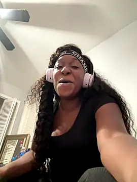 Snapshot of tokyopetitexx chatting on October 27, 5:47 pm tokyopetitexx online show from October 27, 5:47 pm