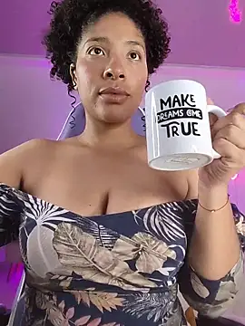 DannaBerry online show from November 30, 1:45 pm