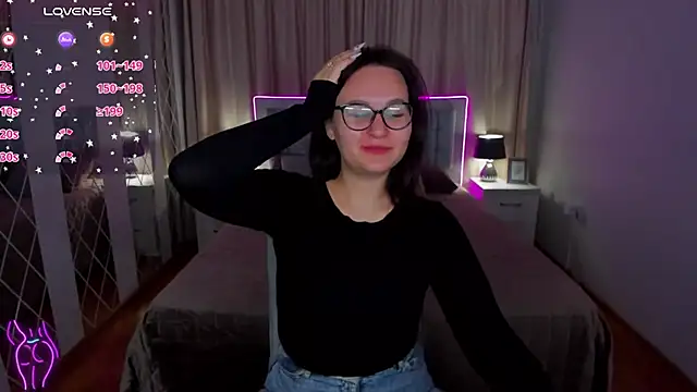 EsterLogan online show from September 26, 10:33 am