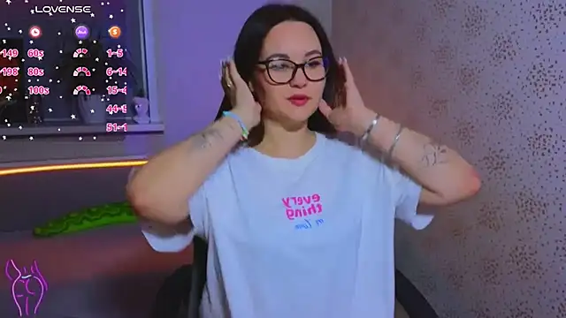 EsterLogan online show from September 29, 3:39 pm