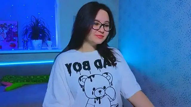 EsterLogan online show from November 10, 10:53 am