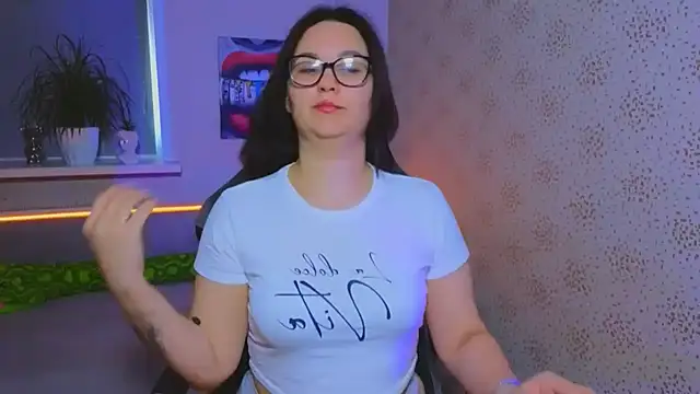 EsterLogan online show from November 3, 10:19 am