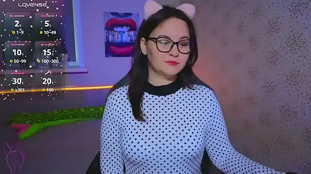 EsterLogan online show from October 30, 9:51 am