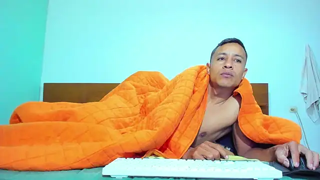 Maik James online show from April 5, 9:49 am