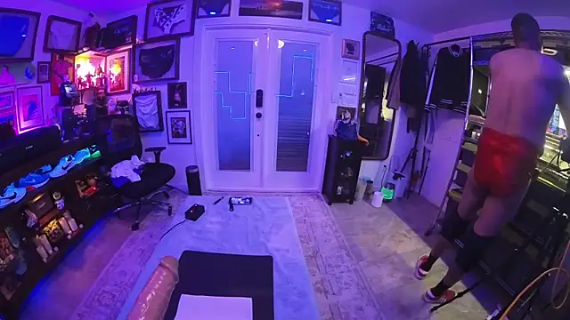 Briefs bud online show from February 9, 7:26 am