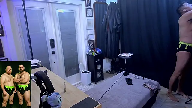 Briefs bud online show from December 16, 4:17 am