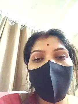 Snapshot of Your_chahat chatting on December 16, 11:42 pm Your chahat online show from December 16, 11:42 pm