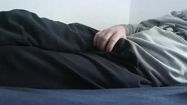 ScalicHat69 online show from February 4, 3:40 pm