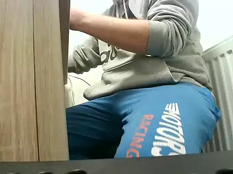 ScalicHat69 online show from November 27, 8:48 am