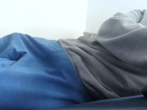 ScalicHat69 online show from December 15, 10:32 am