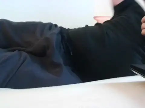 ScalicHat69 online show from November 17, 7:34 am