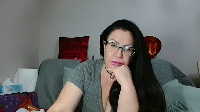 x  KHALEESI  x online show from September 25, 8:48 pm