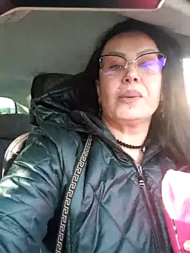 x  KHALEESI  x online show from December 15, 7:25 am