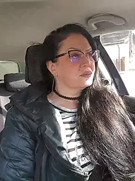 x  KHALEESI  x online show from February 14, 10:59 am