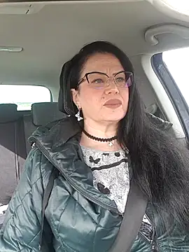 x  KHALEESI  x online show from March 5, 8:55 am