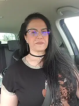 x  KHALEESI  x online show from March 18, 9:56 am