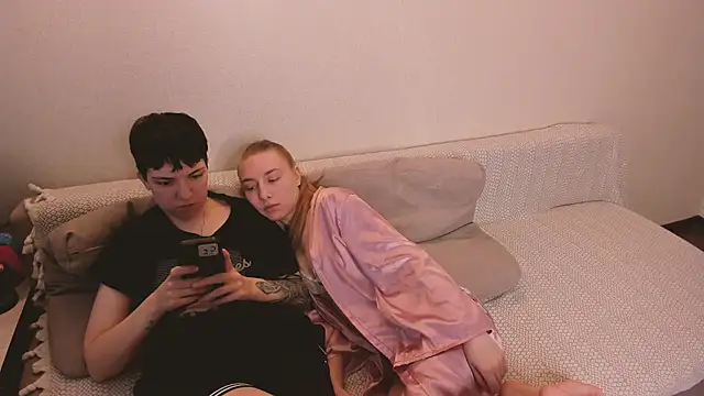 secret dreams   online show from April 14, 1:05 pm