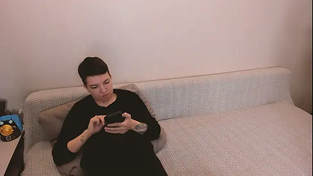 secret dreams   online show from February 9, 2:26 pm