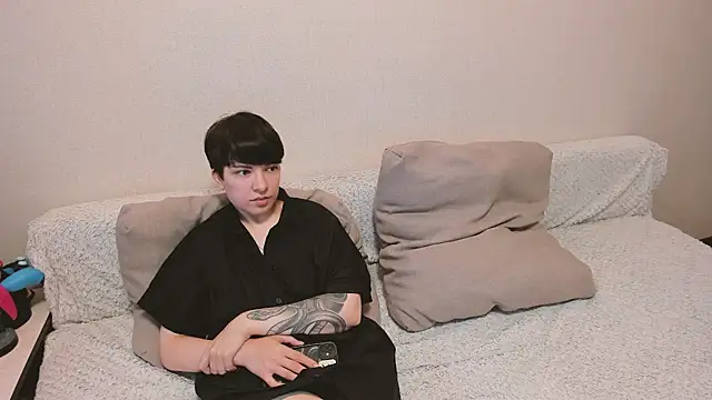 secret dreams   online show from July 5, 8:54 am