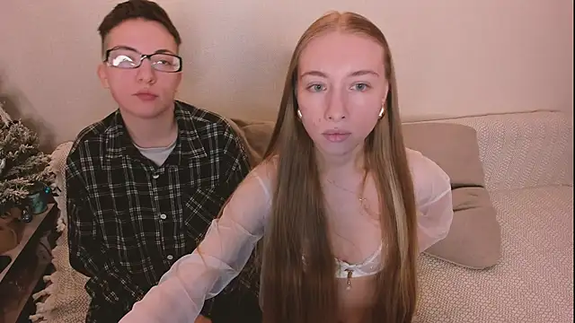 secret dreams   online show from January 18, 5:49 pm