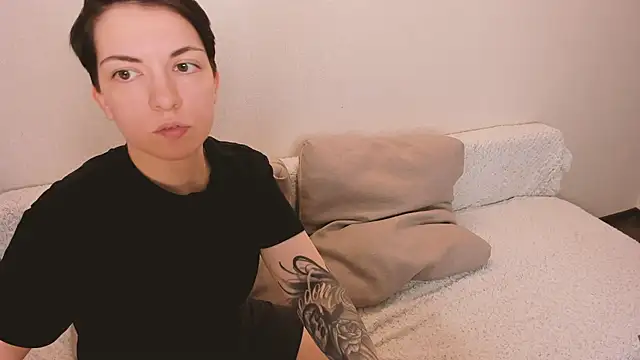 secret dreams   online show from June 13, 6:28 pm
