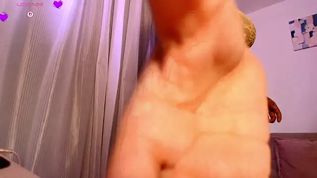 Snapshot of NinaMichelle chatting on November 10, 10:59 pm NinaMichelle online show from November 10, 10:59 pm